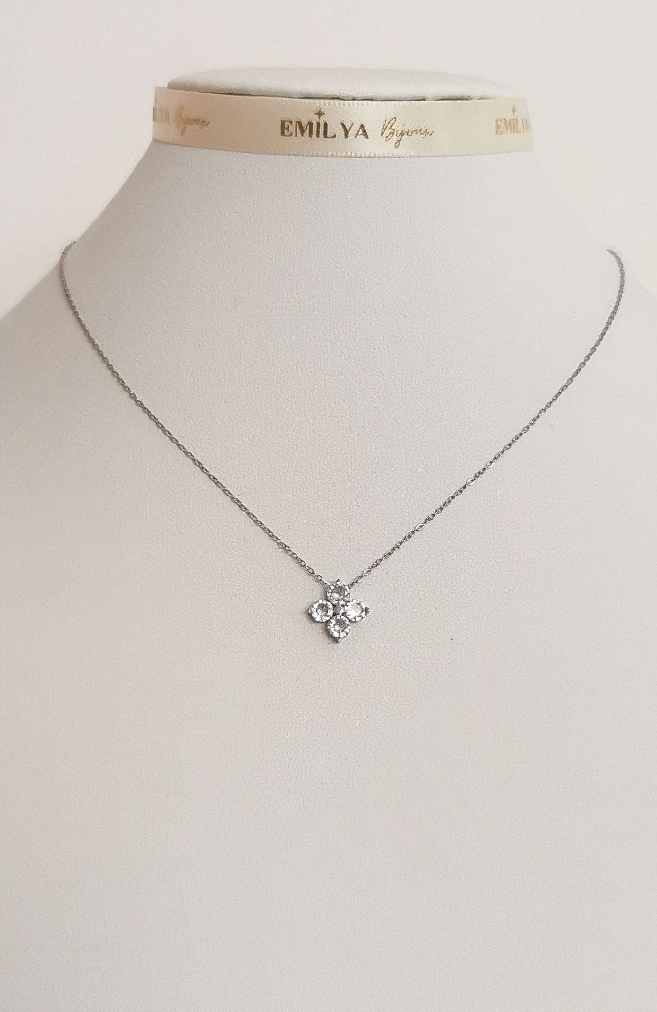 Collier "Naelle" argenté