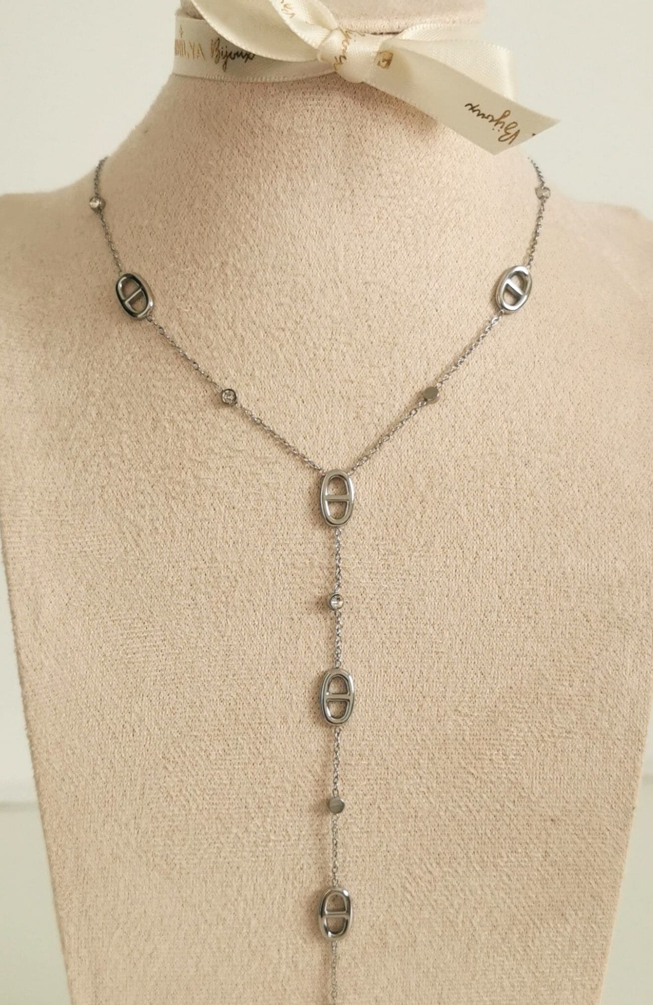 Collier "Ambre" long argenté