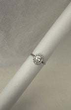 Bague Nina argentée halo fleuri en acier inoxydable - Emilya Bijoux