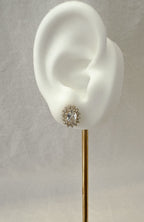 Boucles d'oreilles puce ovale zircon dorée Emilya Bijoux