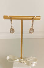 Boucles d'oreilles Inès dorées en acier inoxydable, boucle pendante goutte scintillante