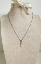 Collier Eve argenté - pendentif fleur recouvert d'éclats de zircons sur chaîne fine